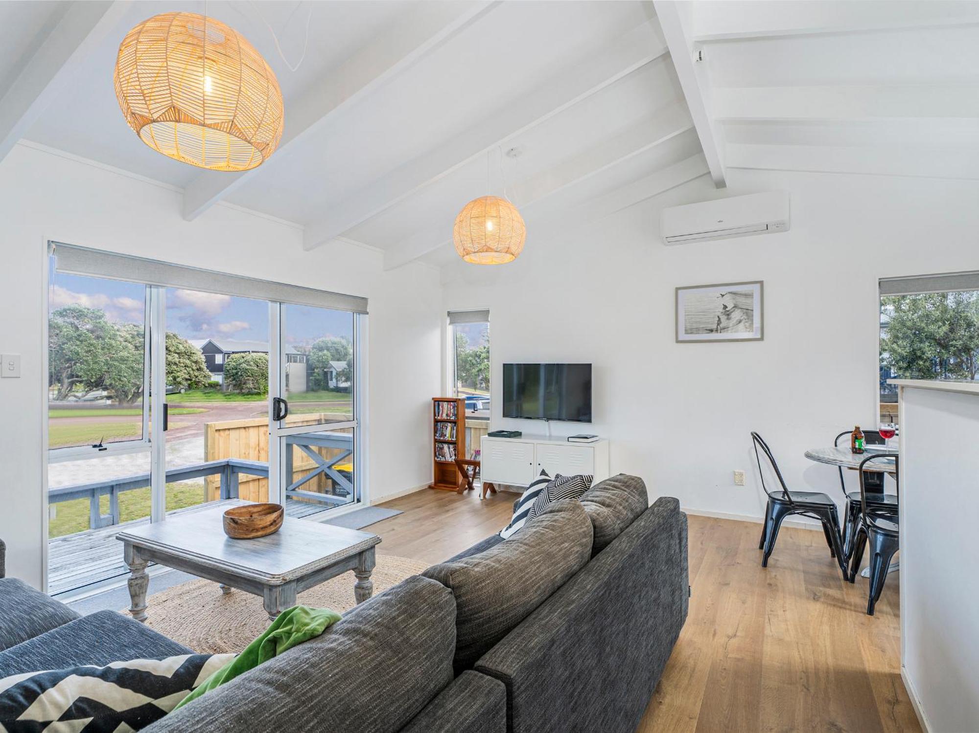 Retreat By The Beach - Pauanui Holiday Home ภายนอก รูปภาพ