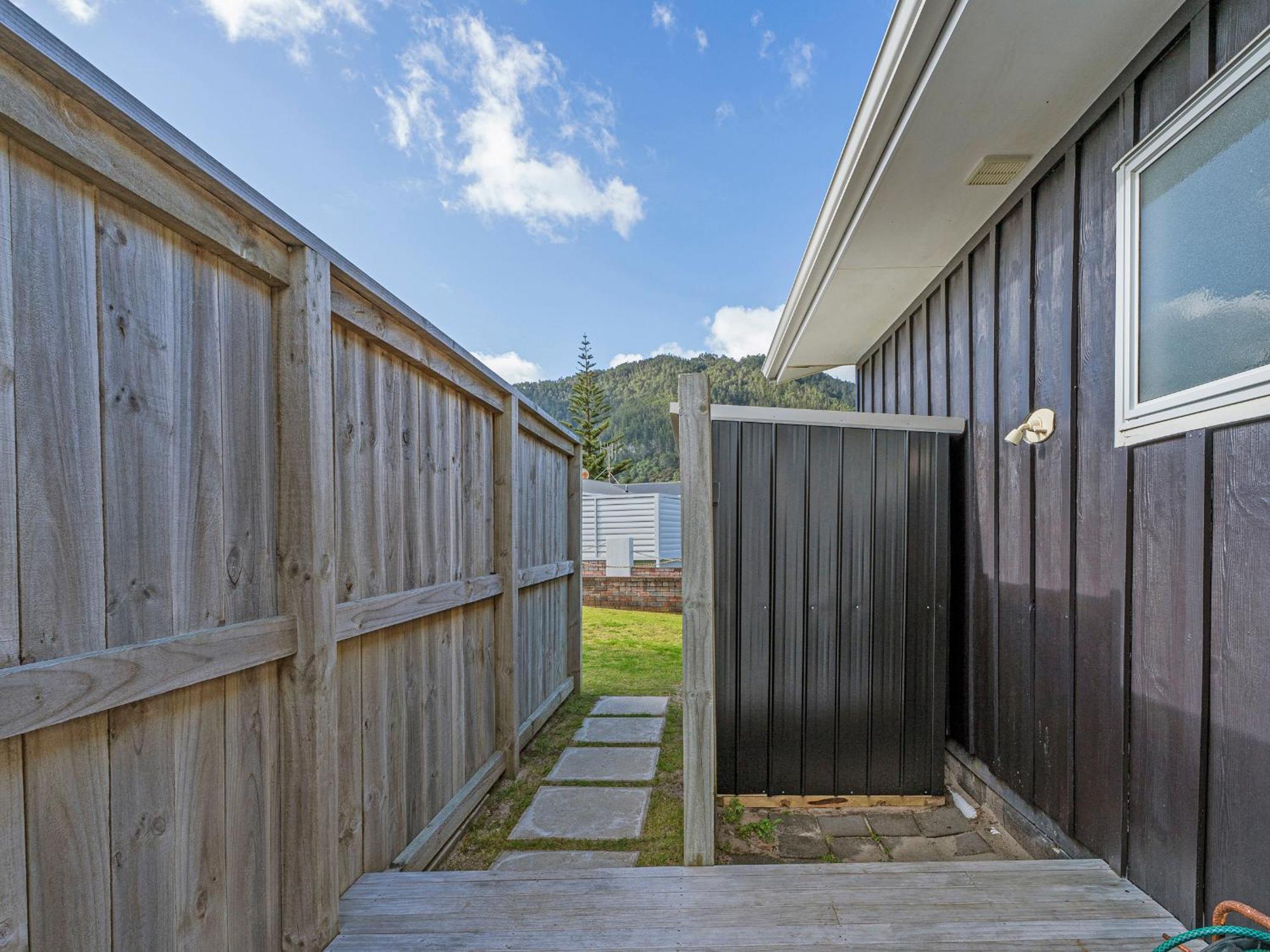 Retreat By The Beach - Pauanui Holiday Home ภายนอก รูปภาพ